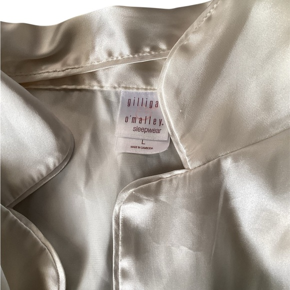 (Bundle!!) Gilligan & O'Malley Cream Satin Sleepwear size (L) - Picture 3 of 6